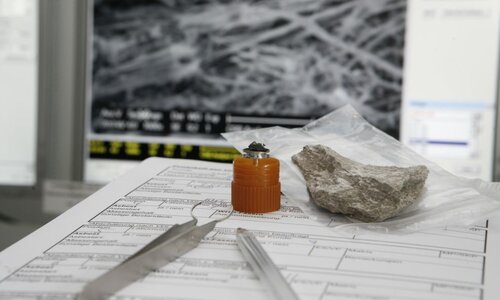 CRB GmbH | Preparazioni per l'analisi dell'amianto 3 | © CRB Analysis Service GmbH